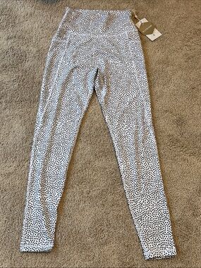 BuffBunny White Black Speckled High-Waist Leggings (bossy print)